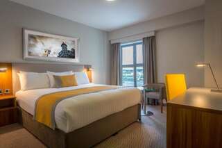 Отель Maldron Hotel & Leisure Centre Limerick Лимерик Номер с кроватью размера «king-size»-1